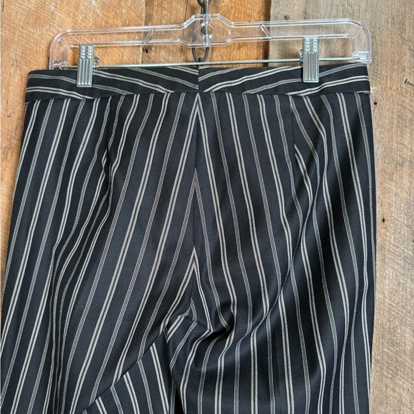 Laundry by Shelli Segal Low Rise Striped Pants- size 0 - Picture 7 of 12